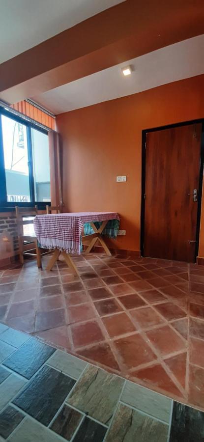 Looniva Guest House Lalitpur Dış mekan fotoğraf