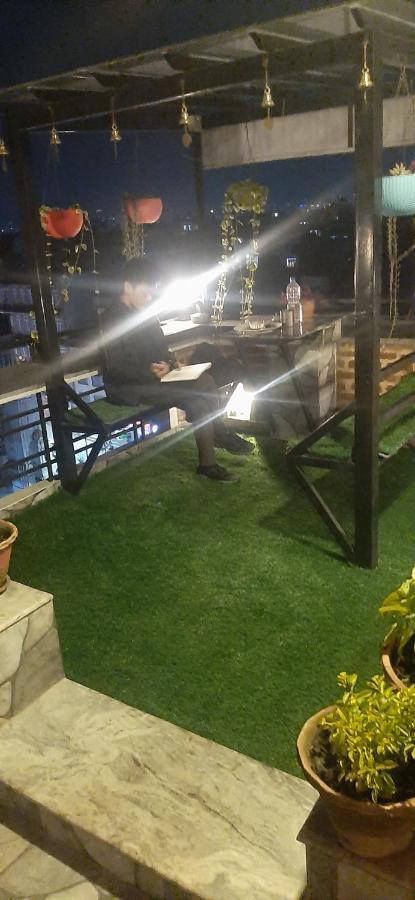 Looniva Guest House Lalitpur Dış mekan fotoğraf